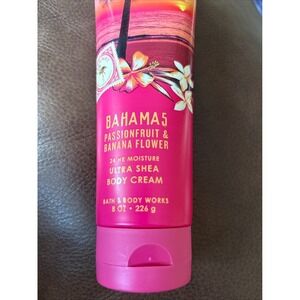 Bath & Body Works Bahamas Passionfruit & Banana Flower 8 OZ / 226 G Body Cream